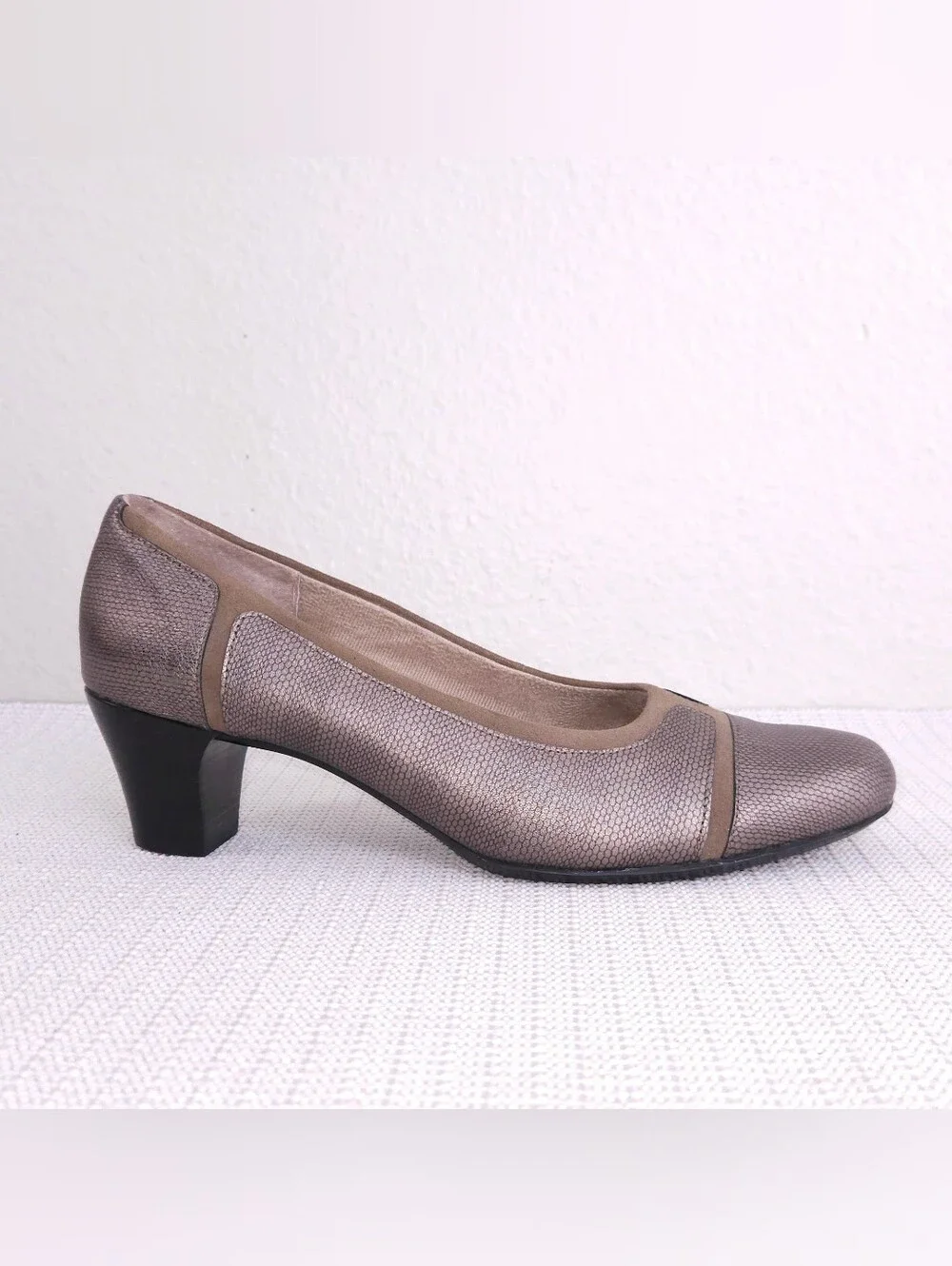MUNRO Jillian Heel Pumps Metallic Leather Comfort Shoes US 8.5 N